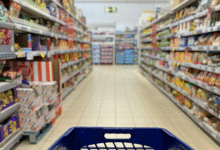 how late is the closest grocery store open